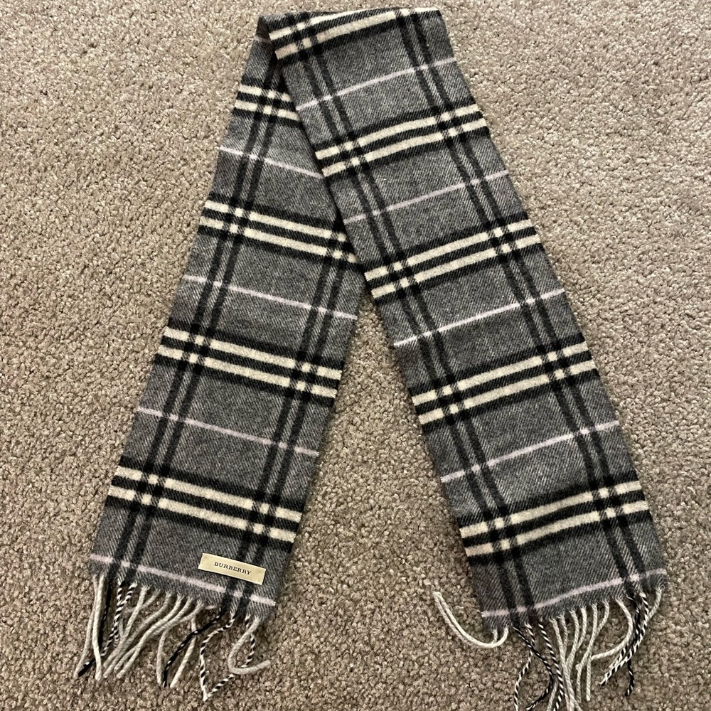 Burberry grey pink cashmere scarf